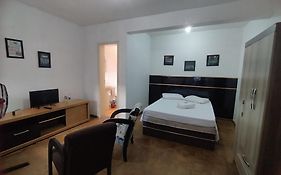 Vitrine Apart. Hotel